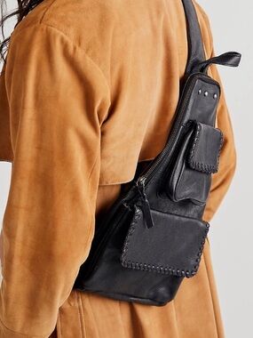 We The Free Chapman Sling Bag - Leather - Very Dark Green almost Black Color